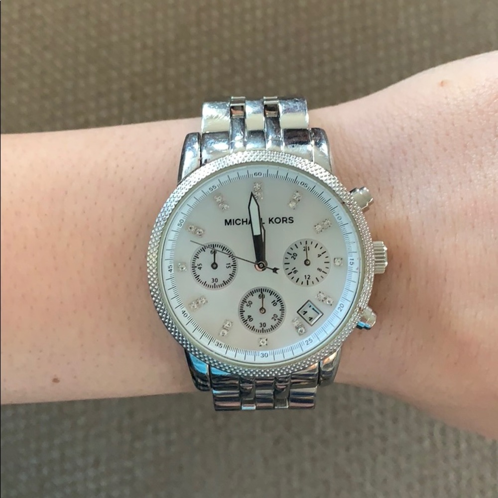 Michael Kors Silver Watch (with pearl face) - Picture 3 of 5